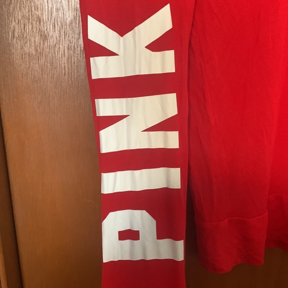 *LAST CHANCE* PINK Victoria’s Secret Soft Red Hoodie Size Small - Picture 2 of 5